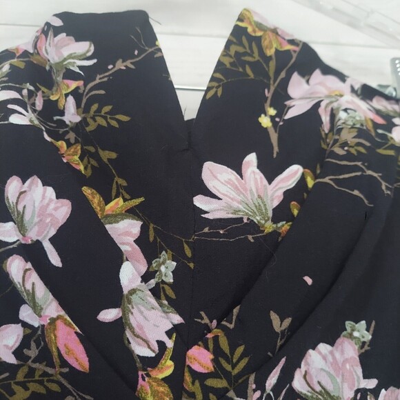 Miss Selfridge black floral jumpsuit romper size 6 strapless - Picture 11 of 11